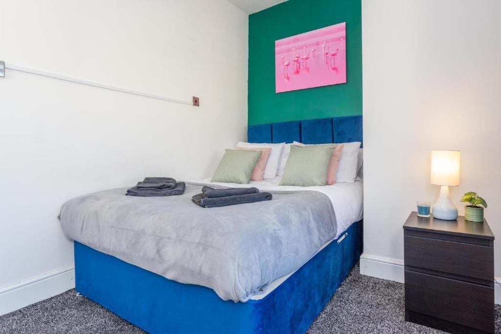 Newcastle'S Most Central Apartment - Sleeps 10 Exterior photo