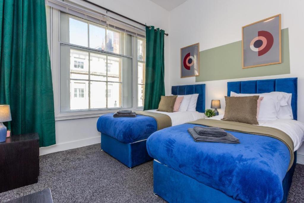 Newcastle'S Most Central Apartment - Sleeps 10 Exterior photo